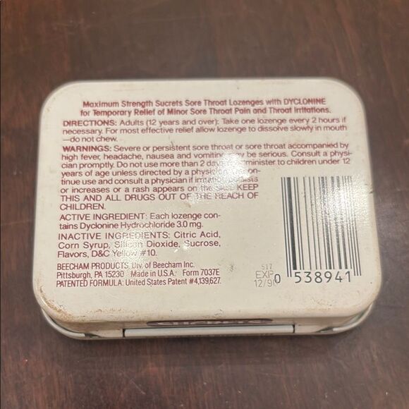 Vintage Sucrets Sore Throat Lozenges Tin - Picture 2 of 4